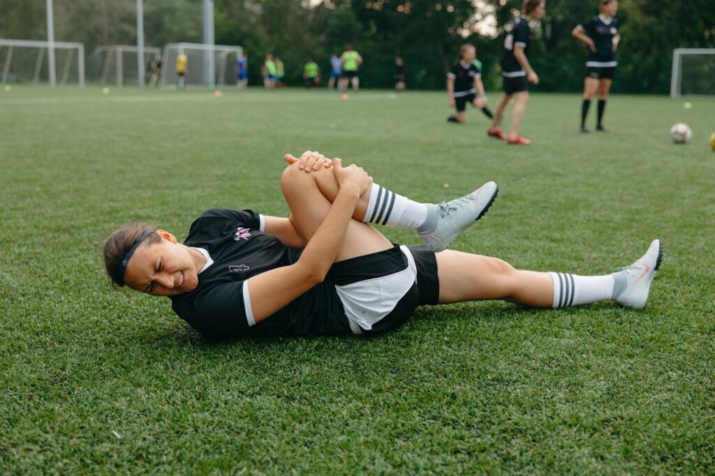 How Chiropractors Help Athletes Recover Faster from Sports Injuries